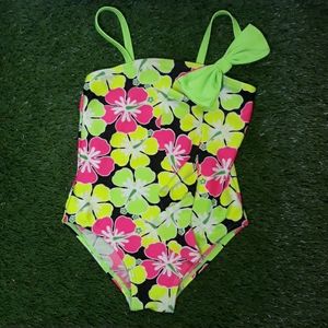 ♥️ Cute Girls Floral Swimsuit Size 2T